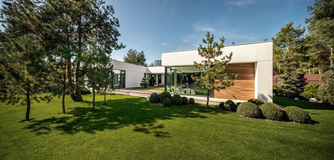 725㎡极简主义别墅,自然之美与生活品质的完美融合-13