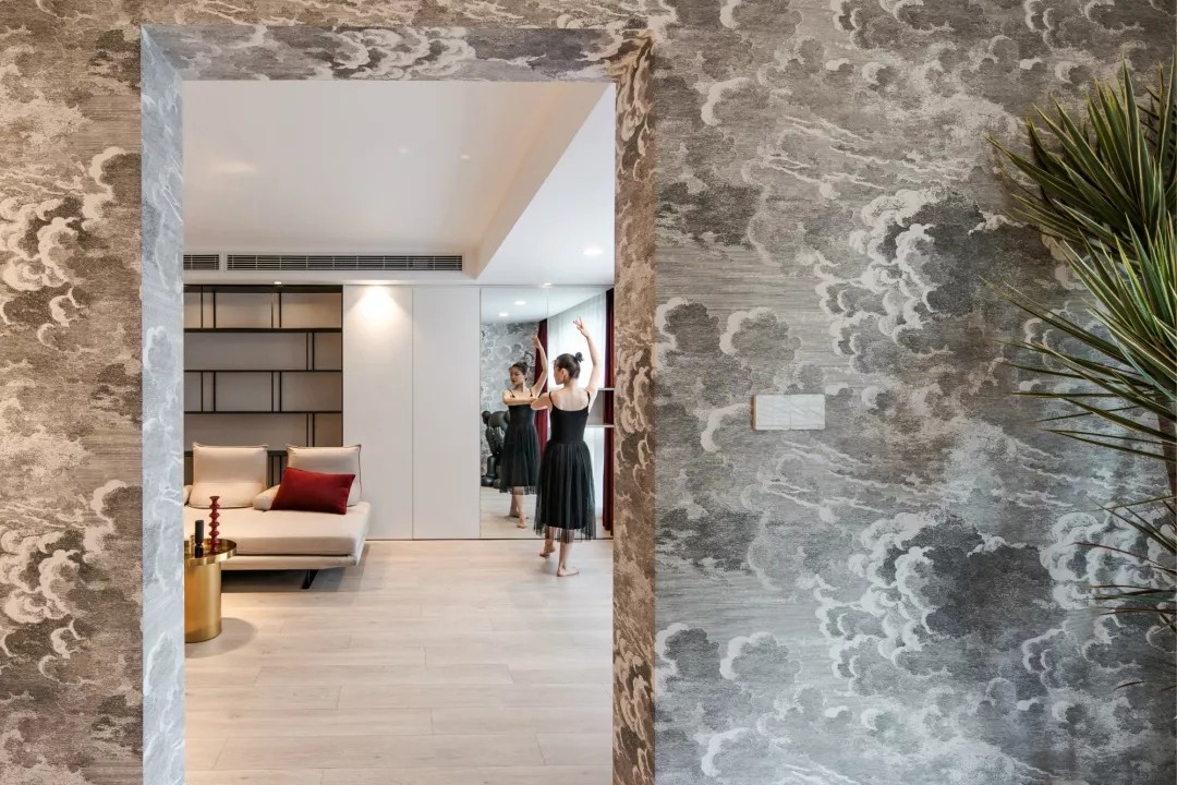 上海夫妇把110㎡三室改一室，打造简约又具古典韵味的家-37
