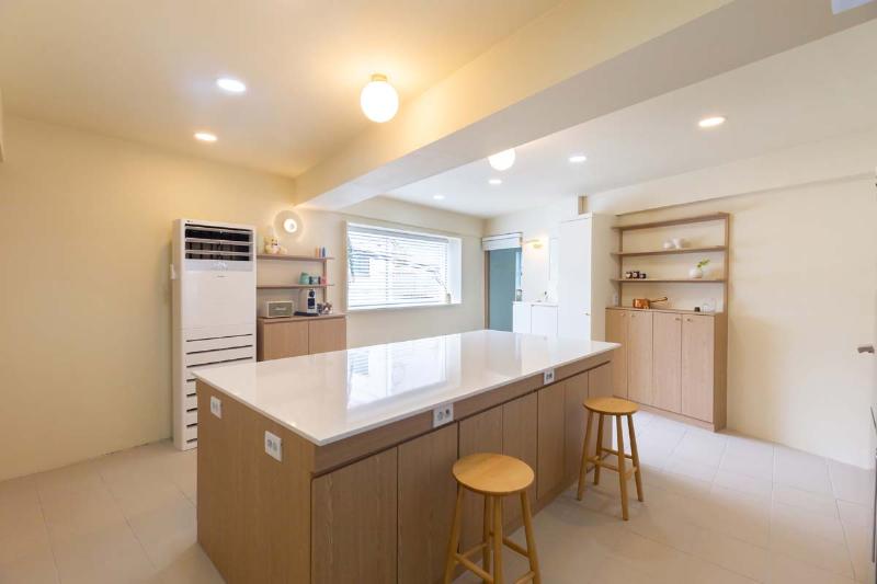 极简清新，儿童乐园的精致烘焙室设计-5