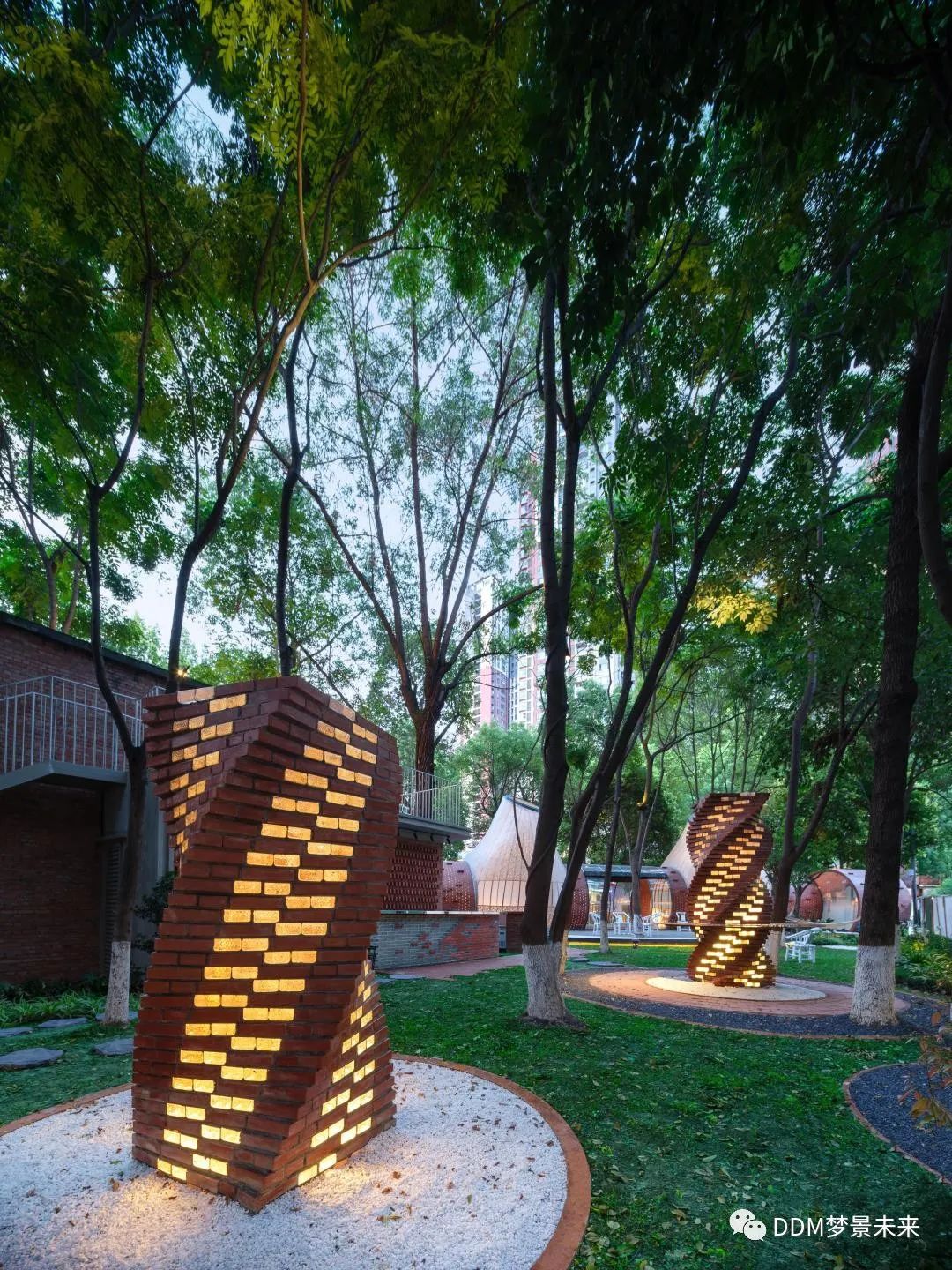 董小姐与马丁丨中国成都丨成都梦景未来环境艺术设计有限公司,成都在行建筑设计事务所有限公司-12