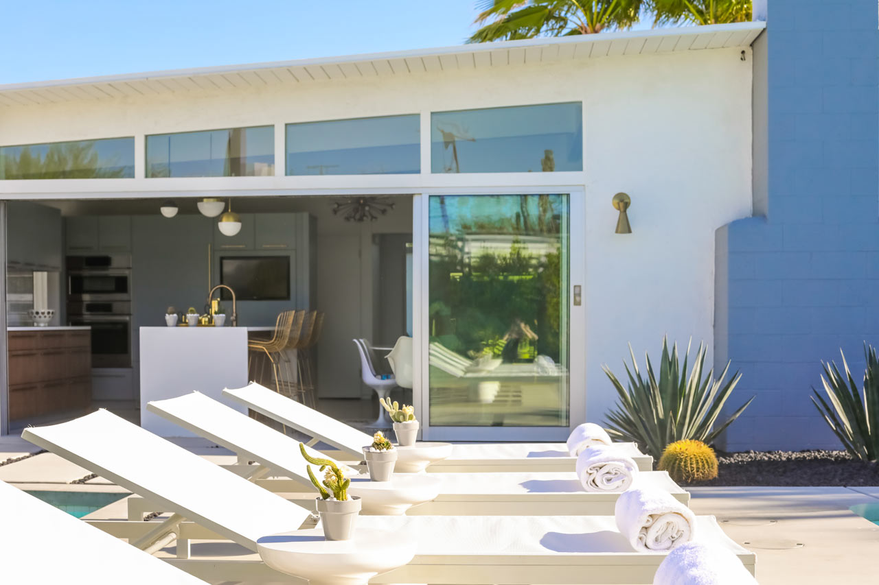 A Palm Springs Mid-29