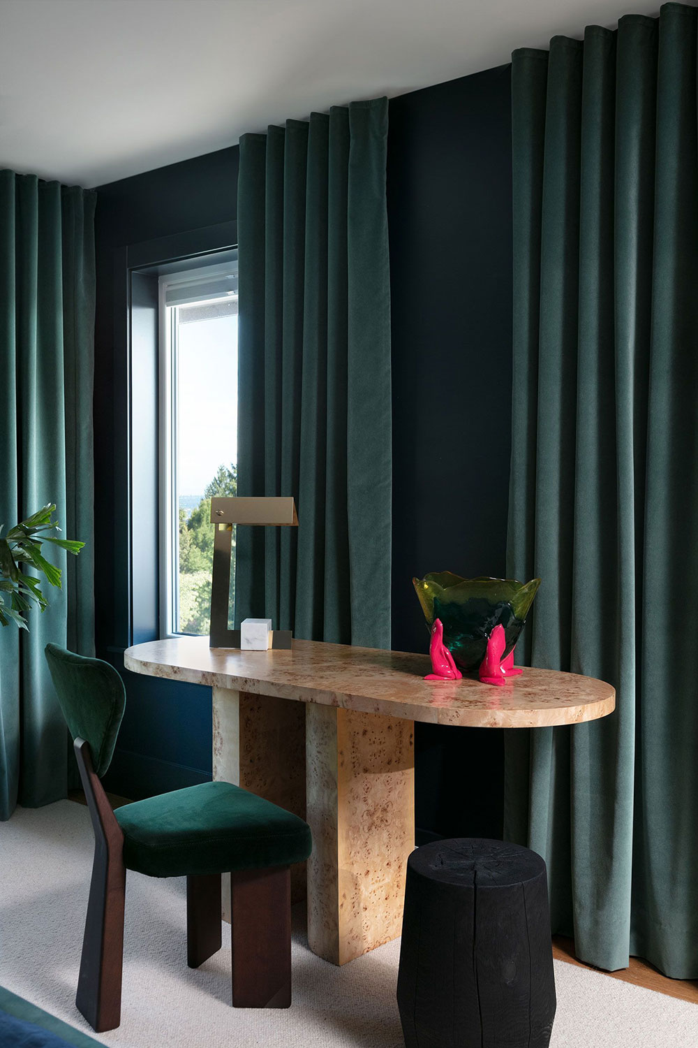 温哥华独特公寓 | 色彩与创意的完美交织-10