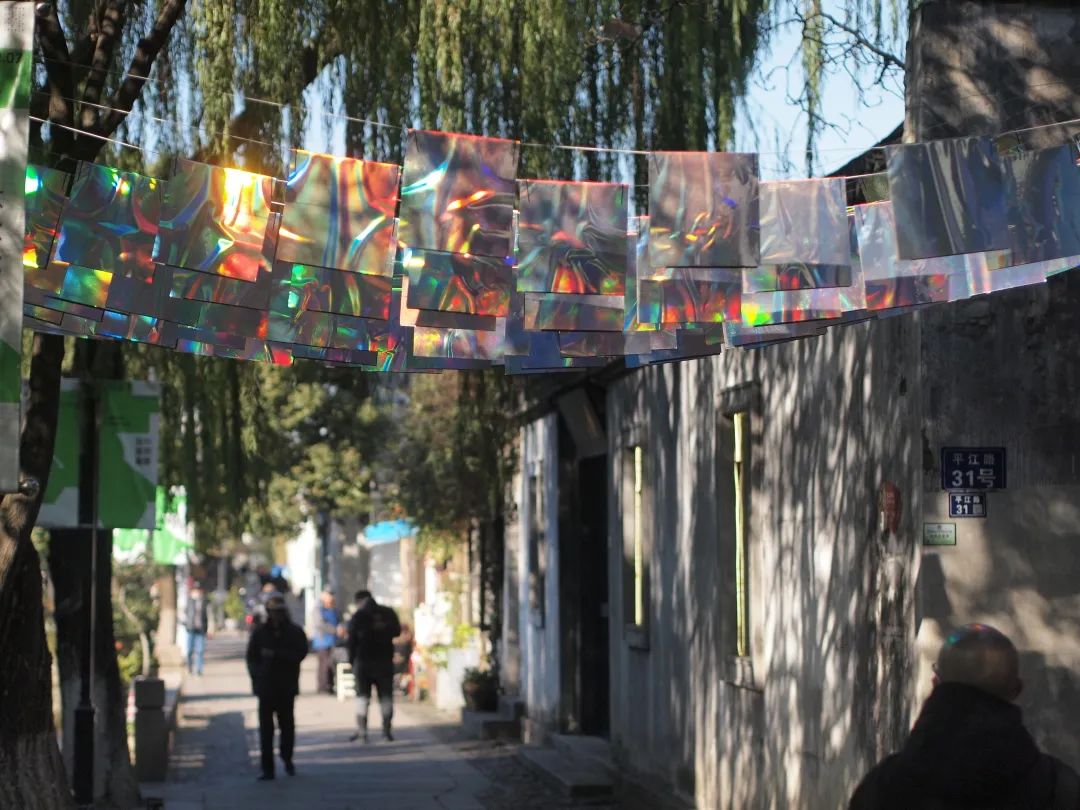 微光照亮城市 · 得当设计的人工与自然之光丨中国上海-12