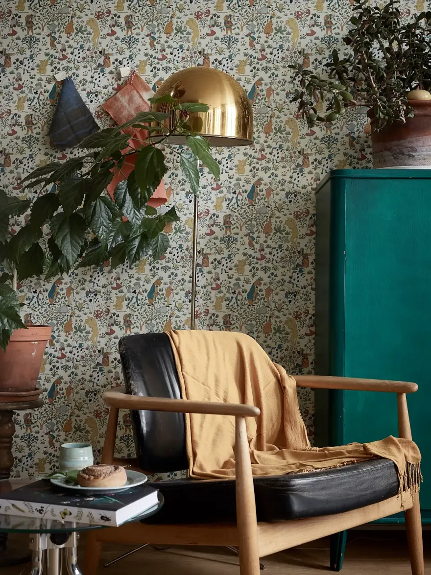 瑞典老建筑里的温馨复古公寓-10