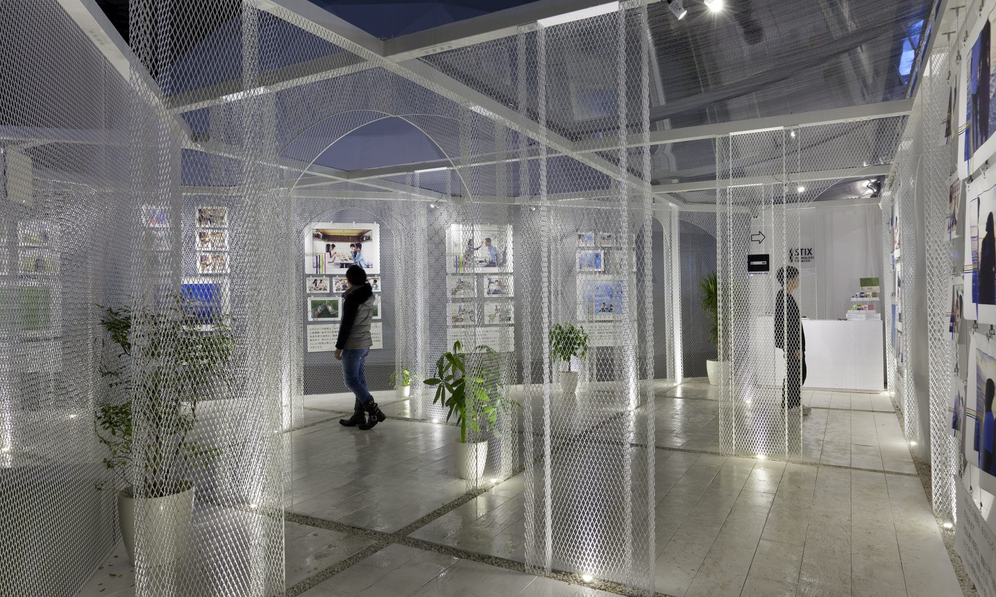 JT Smokeless Area - Smoking Area TOKYO DESIGNERS WEEK 2013  Suppose Design-9