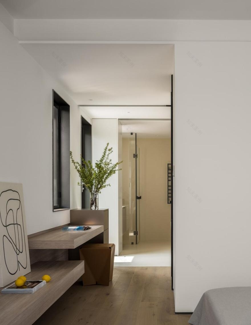 350㎡别墅简约白与原木经典搭配丨中国上海-55