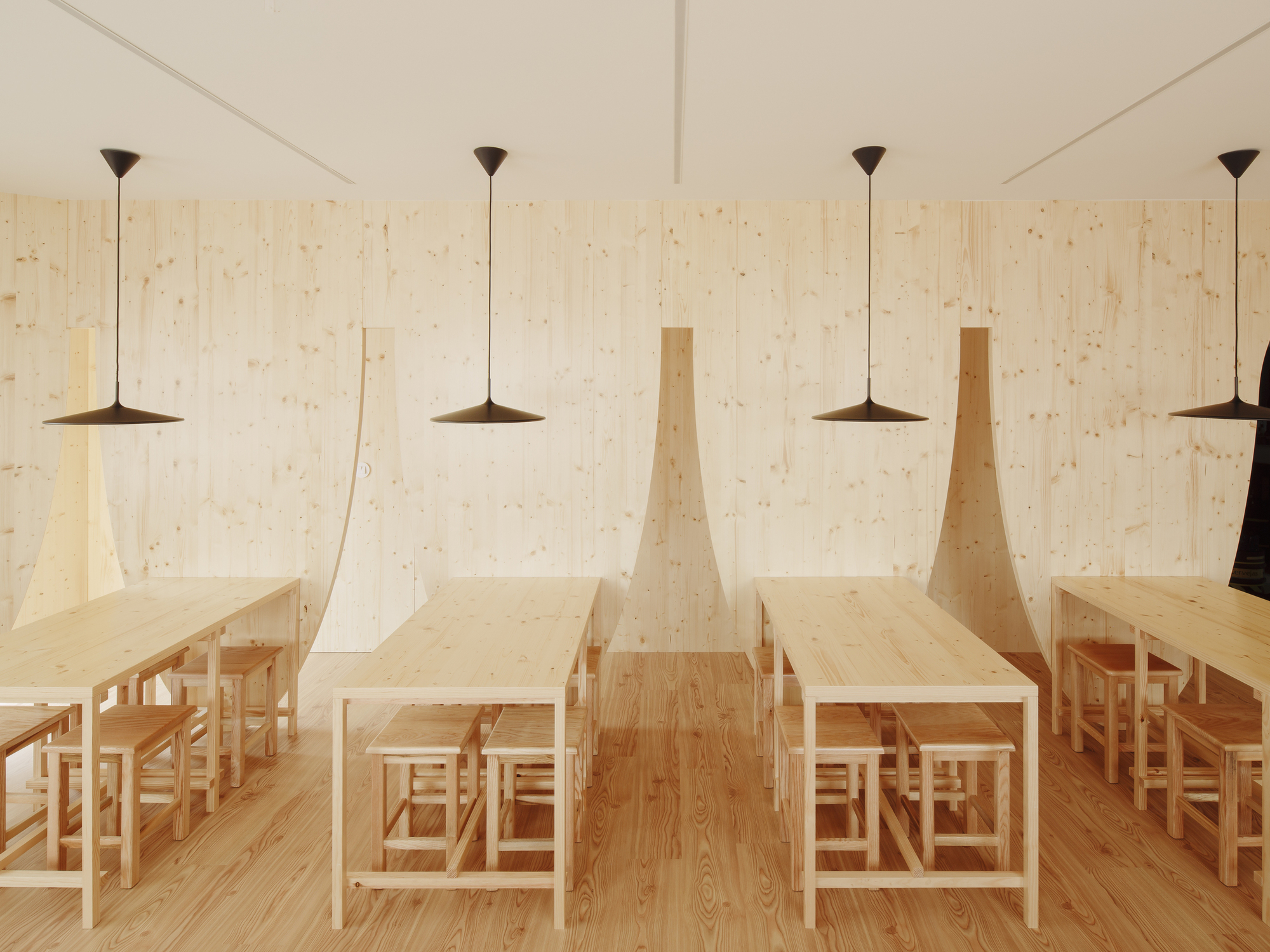 Tarouca Gastro Bar 餐厅丨葡萄牙丨Bruno Dias Arquitectura-9