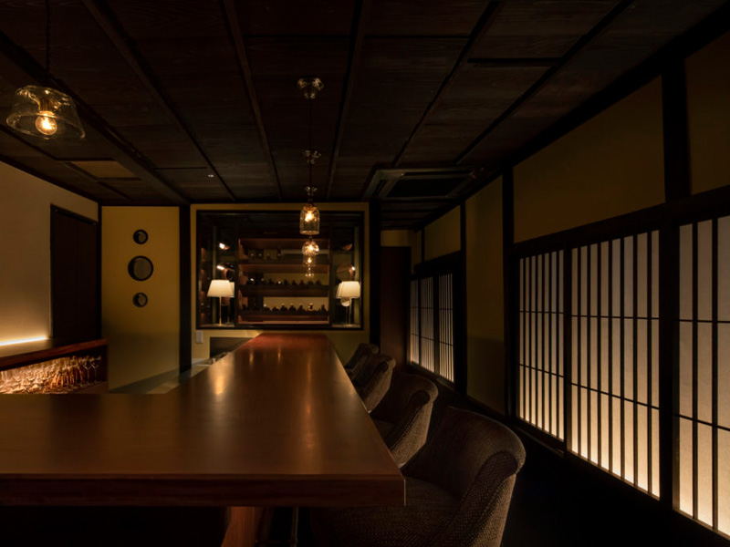 古民家改築日本酒バー＆ワインバー【wine＆sake ZON.masu】の店舗デザイン｜株式会社TO｜名古屋の店舗・建築デザイン設計事務所の施工事例-1