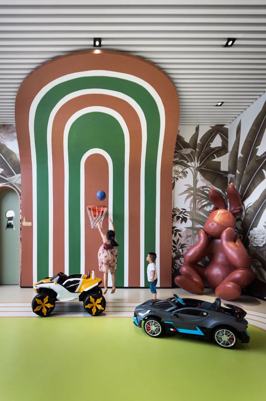 《爱丽丝梦游仙境》 | 奇幻梦境的儿童共享空间-63