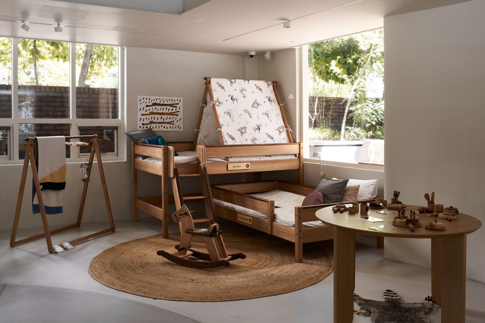 白色与木纹，高品质儿童家具设计-8