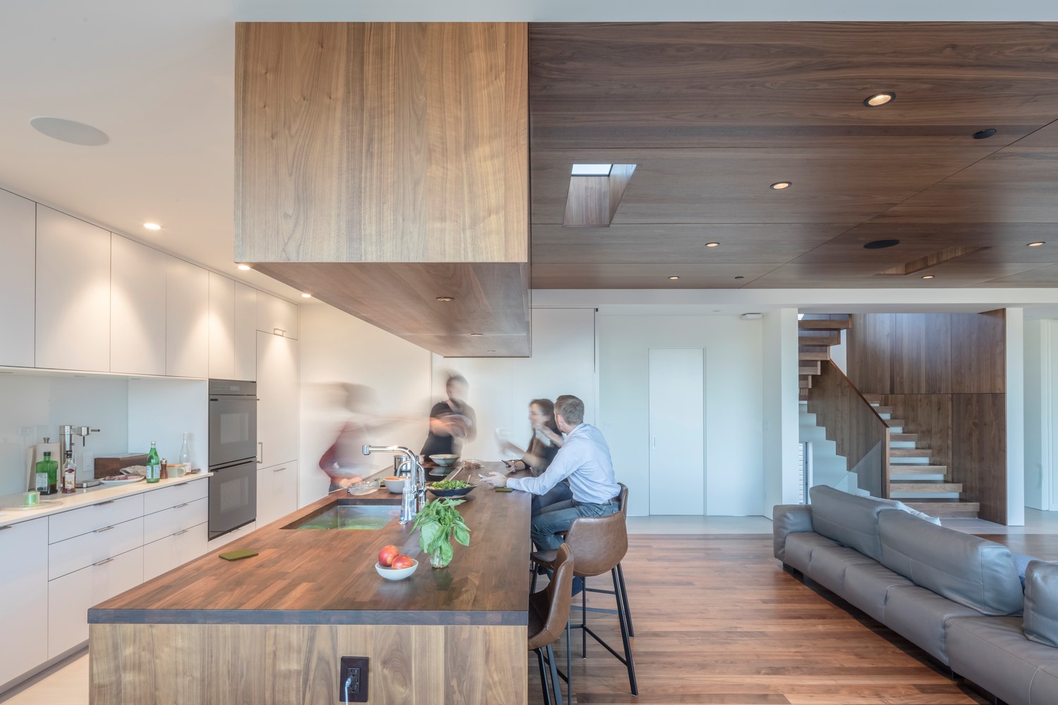 旧金山第 19 街住宅 | 颠覆空间体量的顶层公寓改造-22