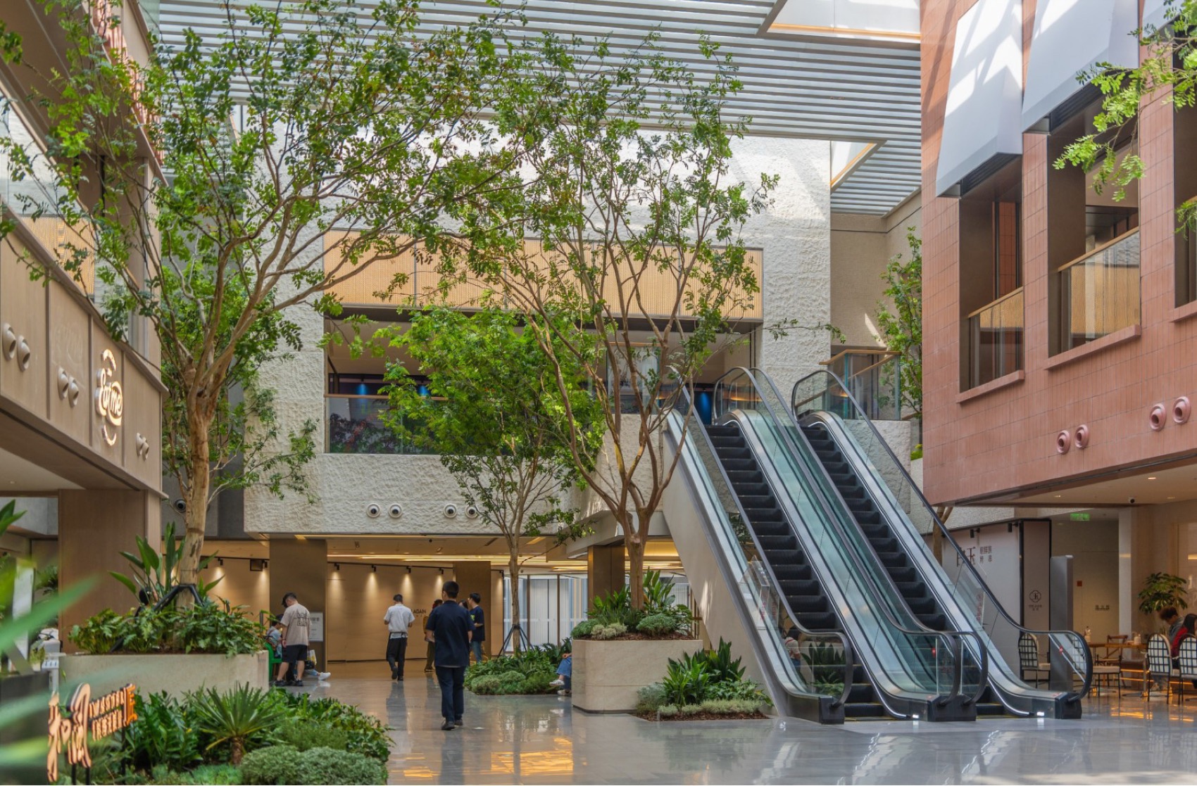 重庆龙湖北城天街B馆L4层室内景观营造丨中国湖北丨物候设计（重庆物候景观规划设计有限公司）-46