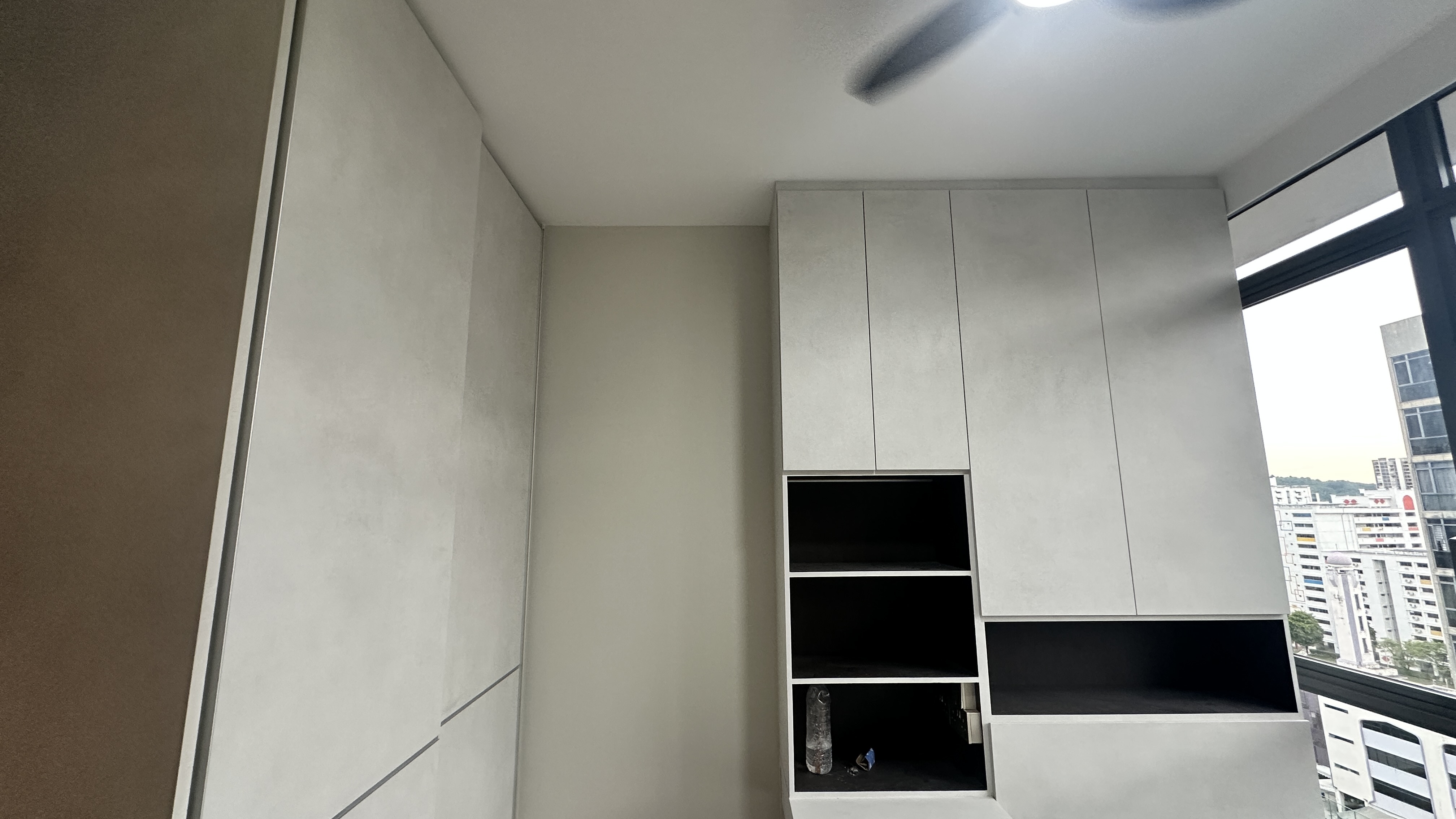 Chuo Chu Kang condo: Monochrome Black & White Design-21