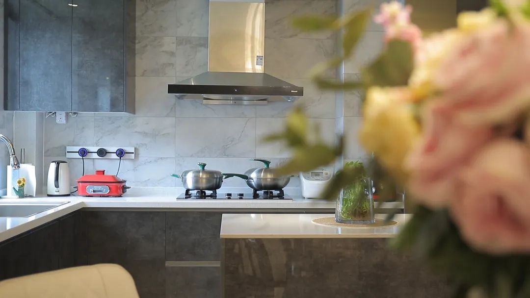 轻奢现代,三居改两居的逆袭之路-47