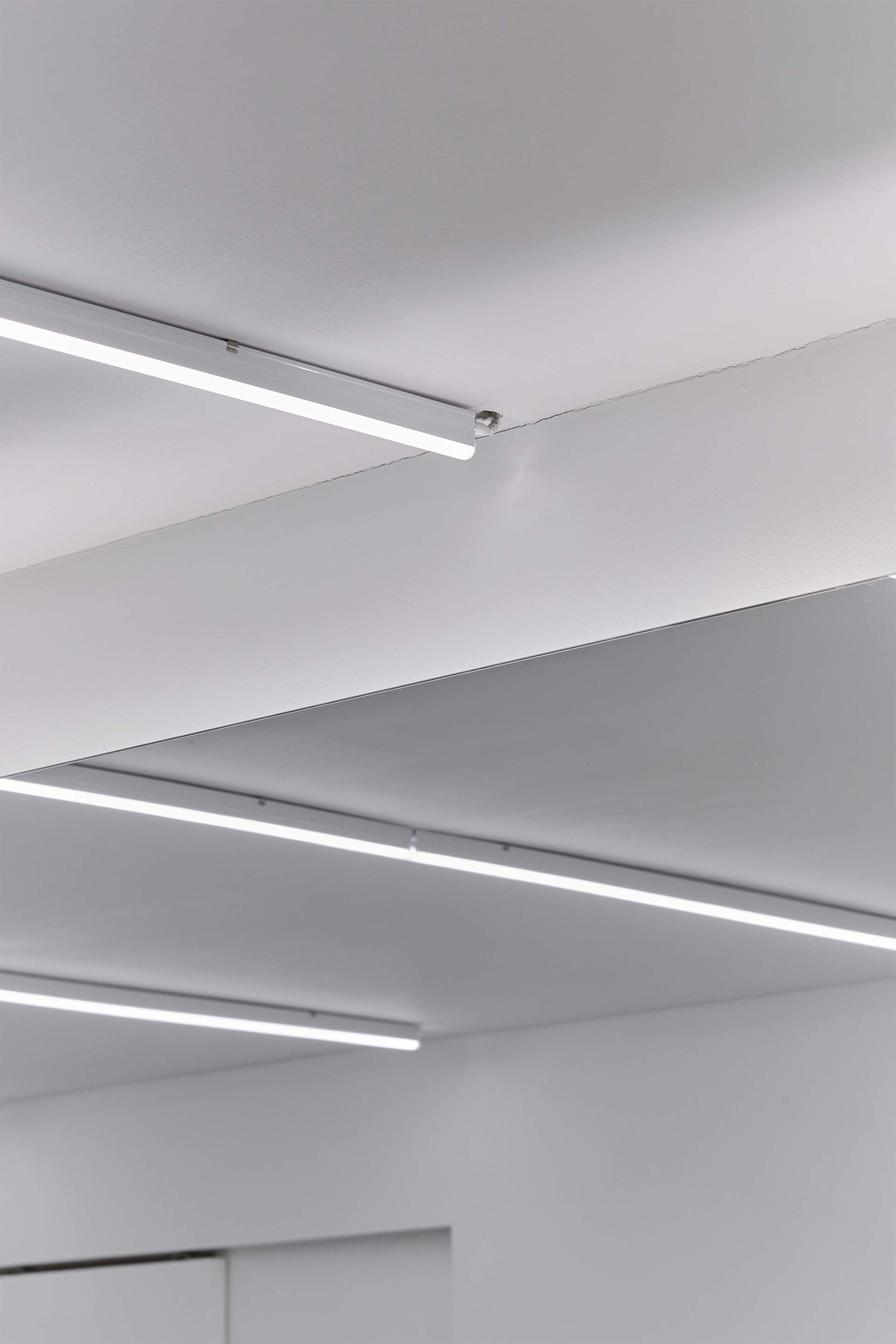 莱克 2

注：Lekker可能是一个特定的人名、品牌名等，2可能是编号等若有更具体的语境，翻译可能更精准 丨Docent Design-23