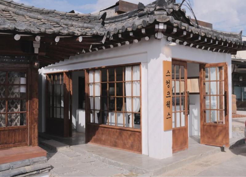 韩屋咖啡厅 | 250 平韩屋改造的室内设计奇迹-11