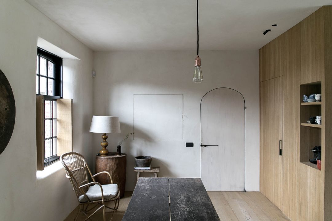 比利时 Benoit Viaene 打造内敛朴素公寓设计-30