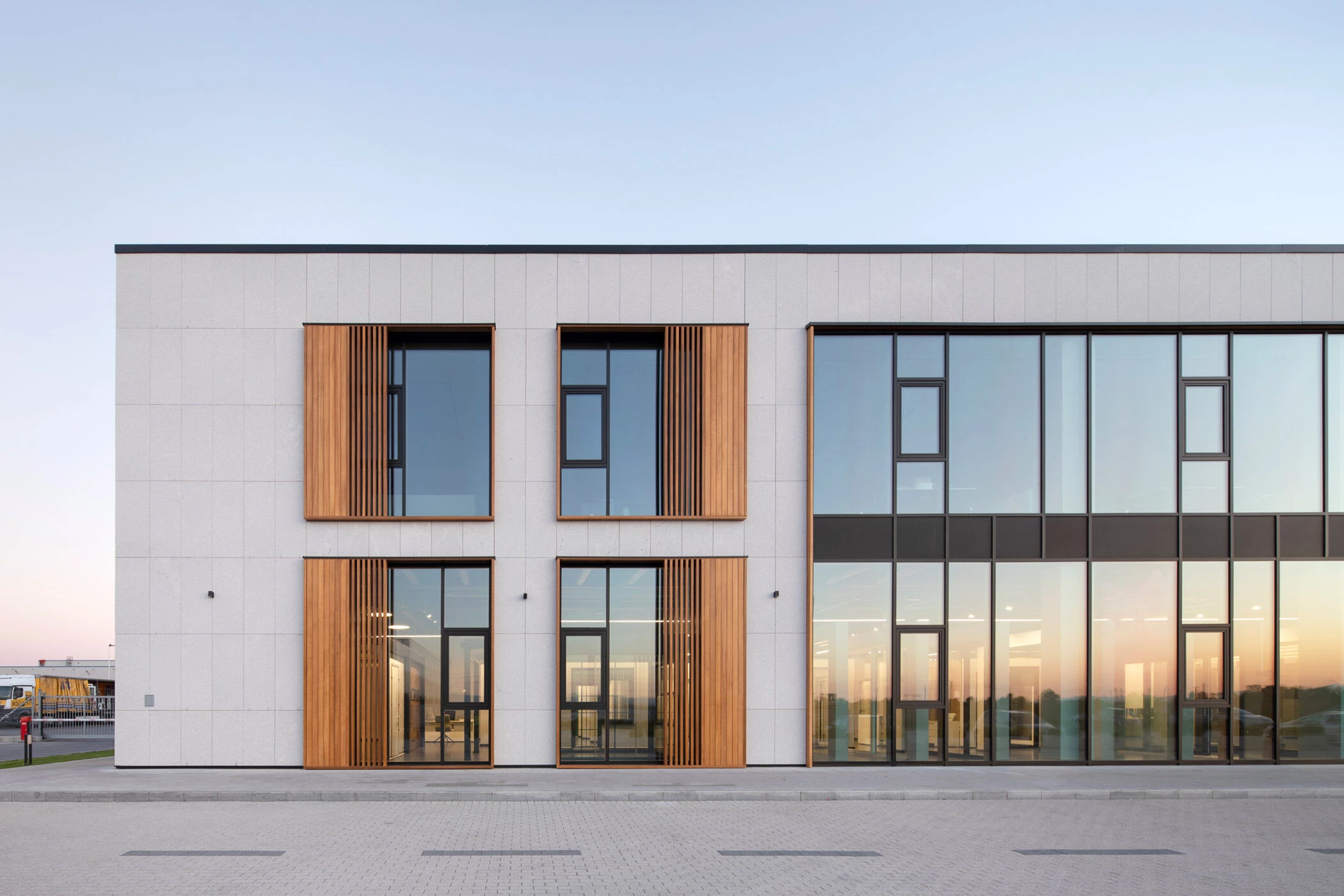 ROLLPLAST 行政大楼丨保加利亚丨IPA 建筑事务所等-8