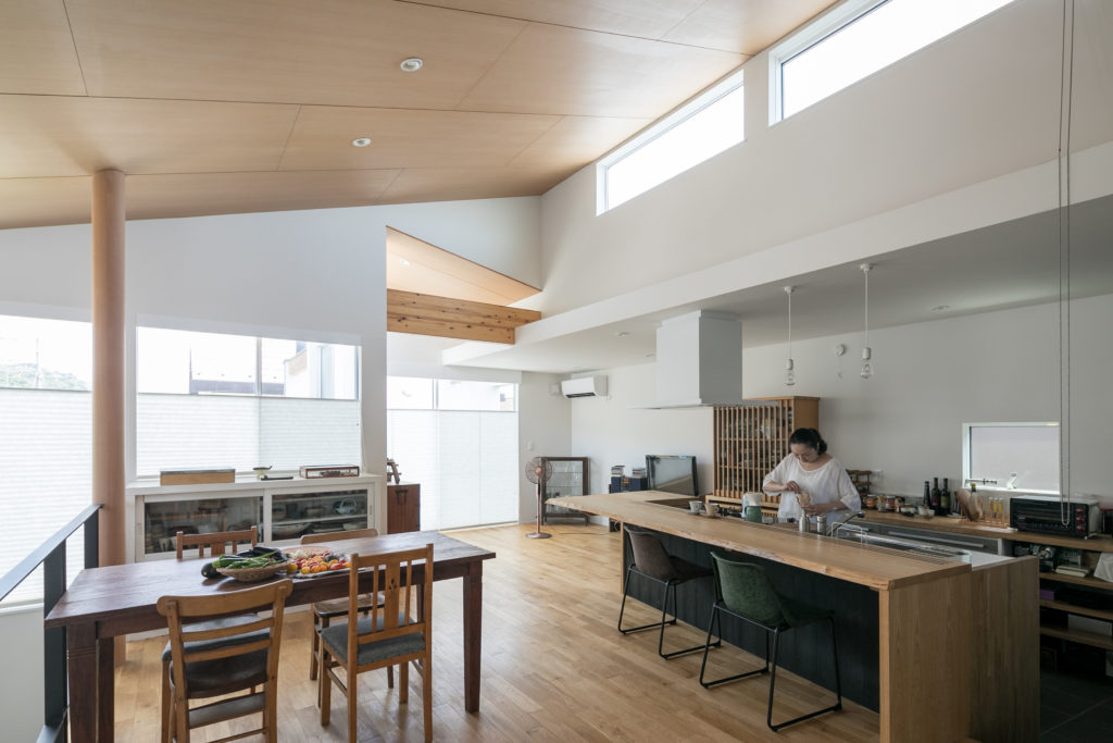 夫婦ふたりの充実した生活空間 パッシブデザインにこだわった心地よい空間で豊かな日々を過ごす | Style of Life | 100%LiFE-6