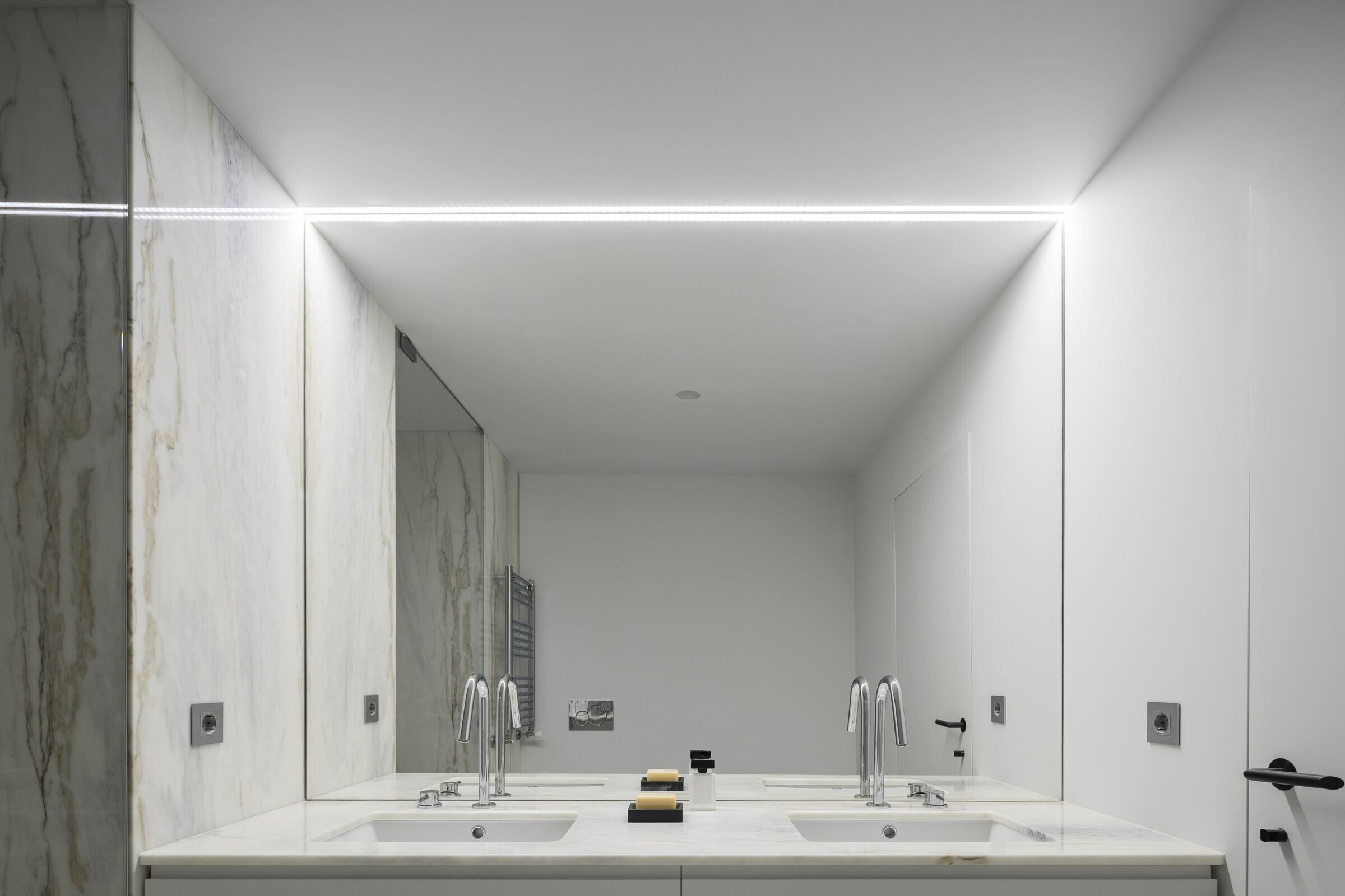 波尔图公寓丨葡萄牙波尔图丨PARADOXO Arquitectura-28