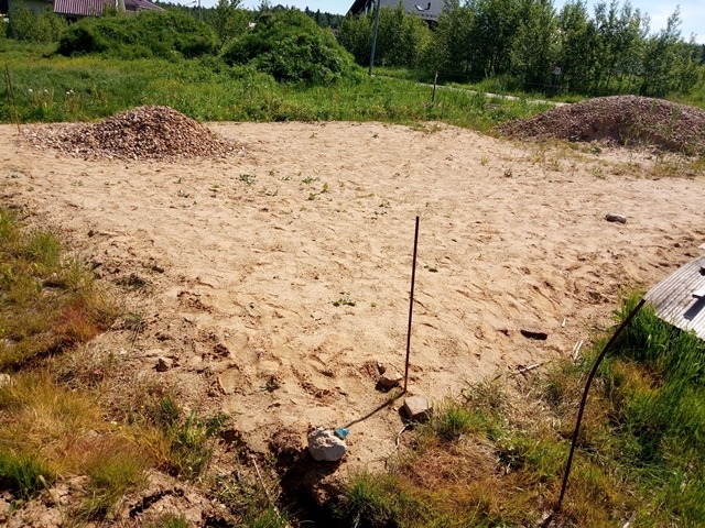 车库与杂物间组合建筑项目-71