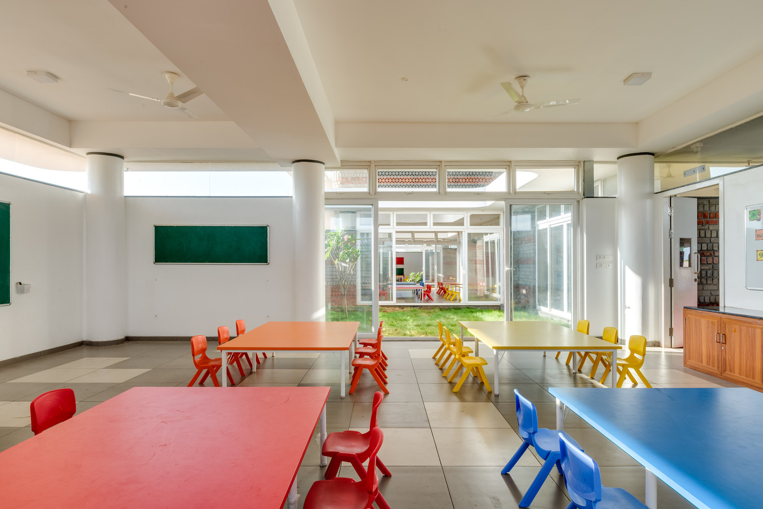 印度乡村校园新地标 | 融入本土元素的低成本绿色设计-33