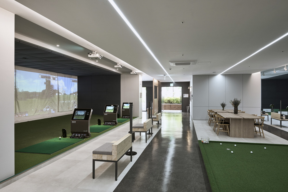 现代高级 250 平米室内高尔夫练习场设计-11