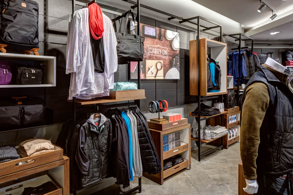 布鲁克斯通“继续”机场新零售概念店-12