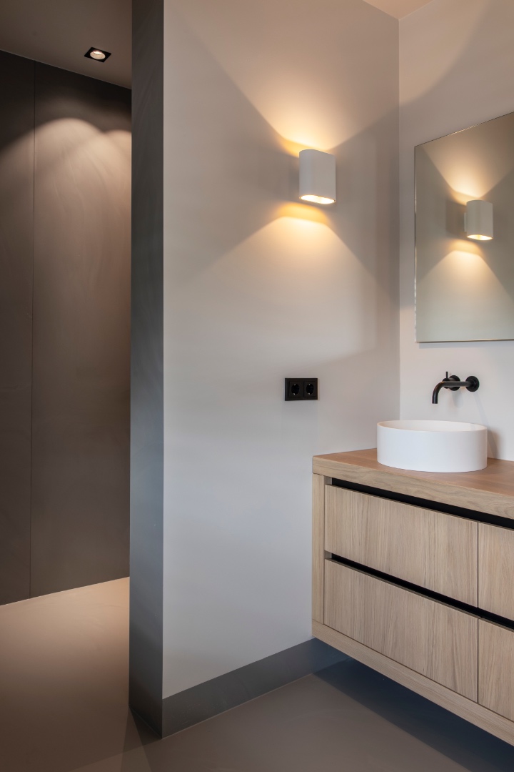 Vloer- en wandafwerking in Gooische villa-3