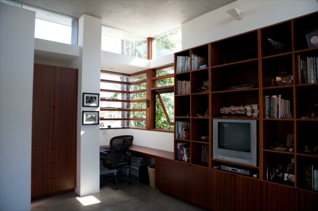 带屋顶太阳能板的现代住宅丨美国加利福尼亚-43