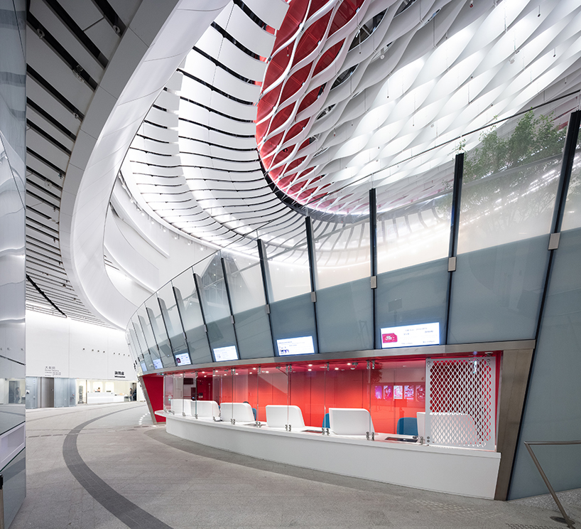 香港西九龍文娛藝術區戲曲中心，像是由金屬編織而成的大燈籠。 - WEHOUSE-5