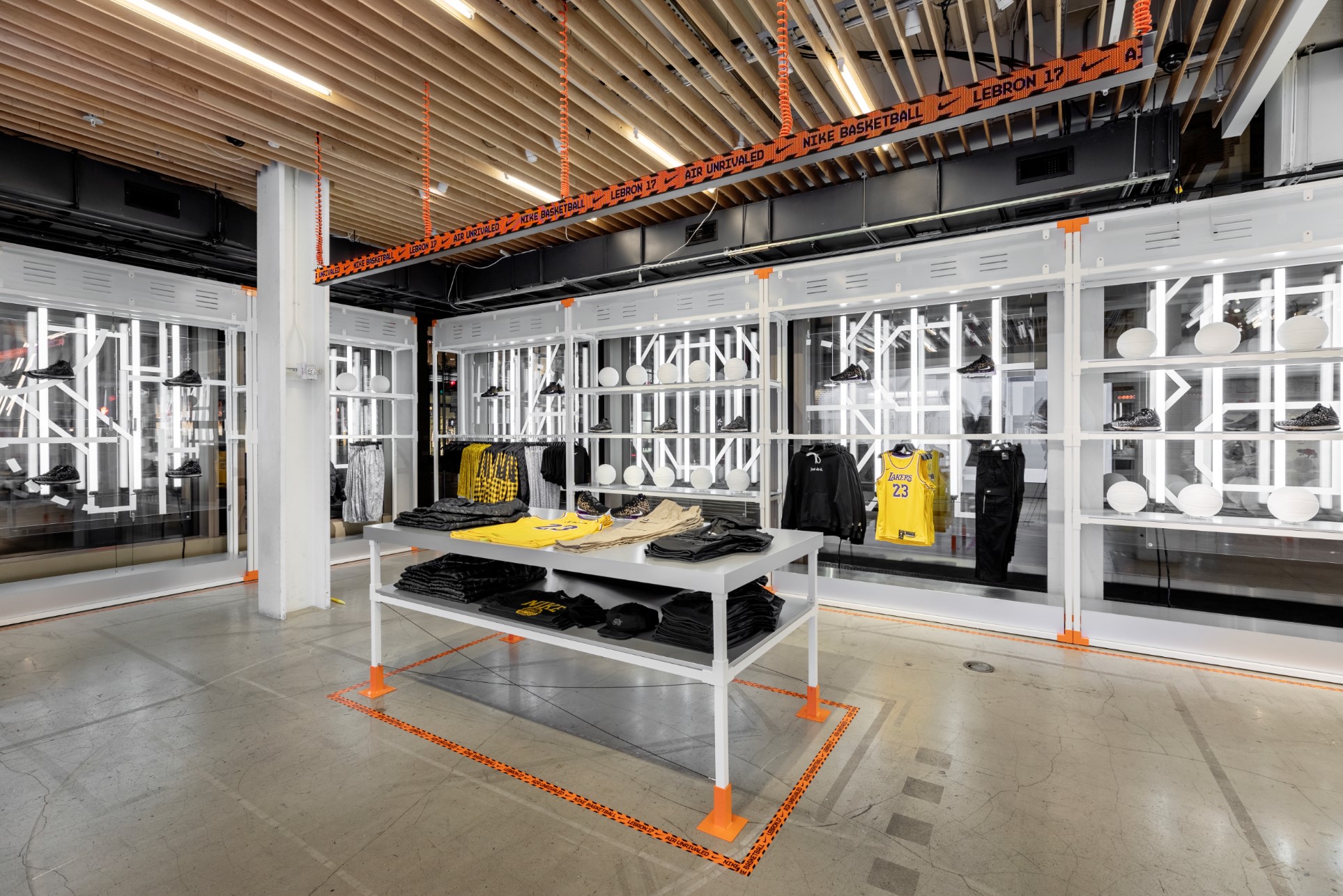 耐克勒布朗 17 纽约苏荷区丨美国纽约丨Nike 零售体验设计团队-9