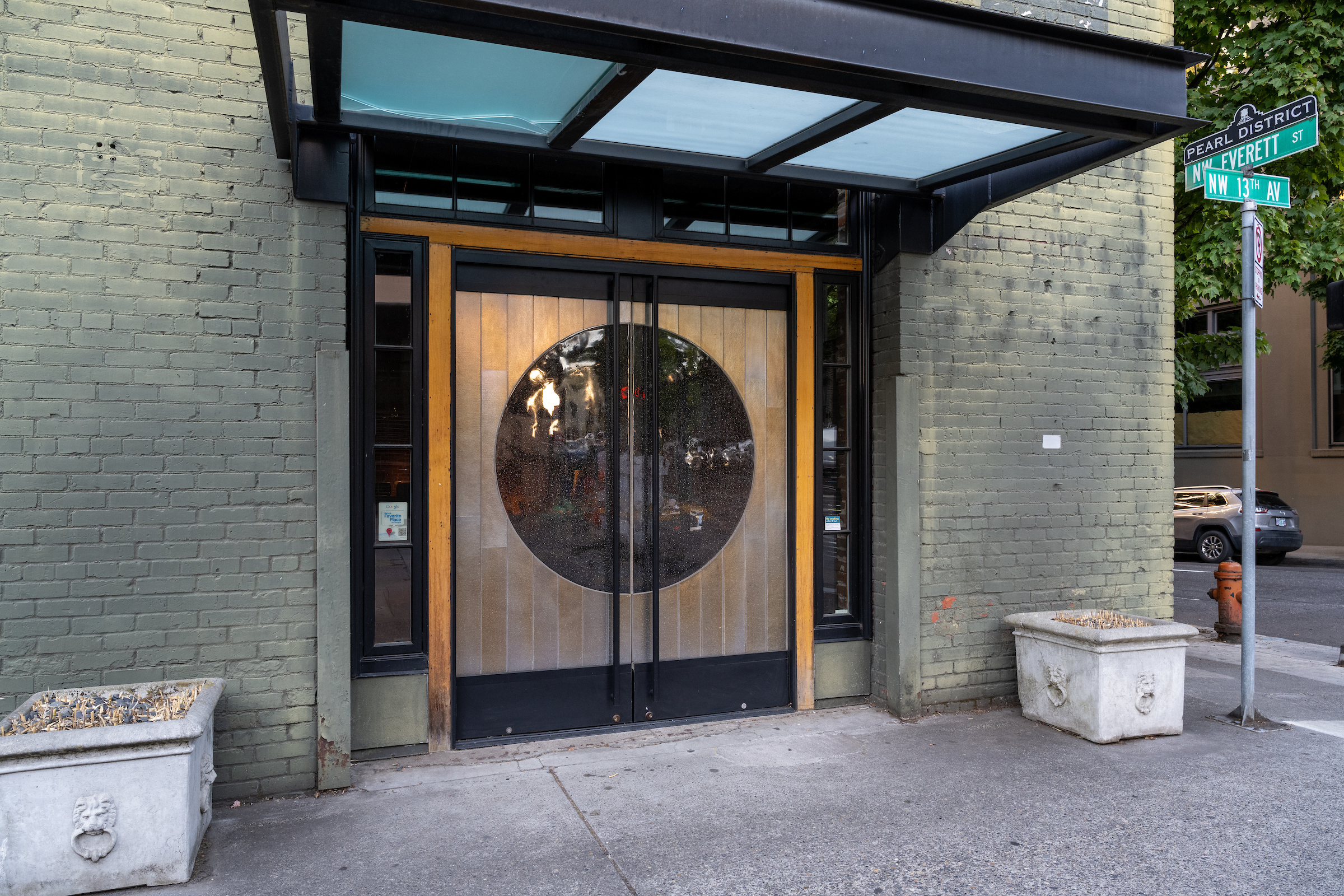 独角兽工作室的奥库拉斯门丨Bullseye Studio-11