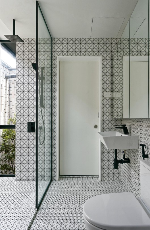 双人住宅中的流动空间与光影游戏-33