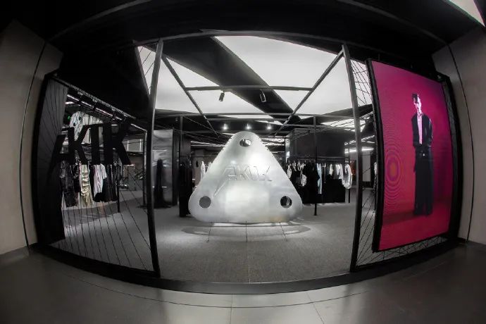 AKTK 快闪店成都亮相丨中国成都丨意大利青年先锋品牌 AKTK-3