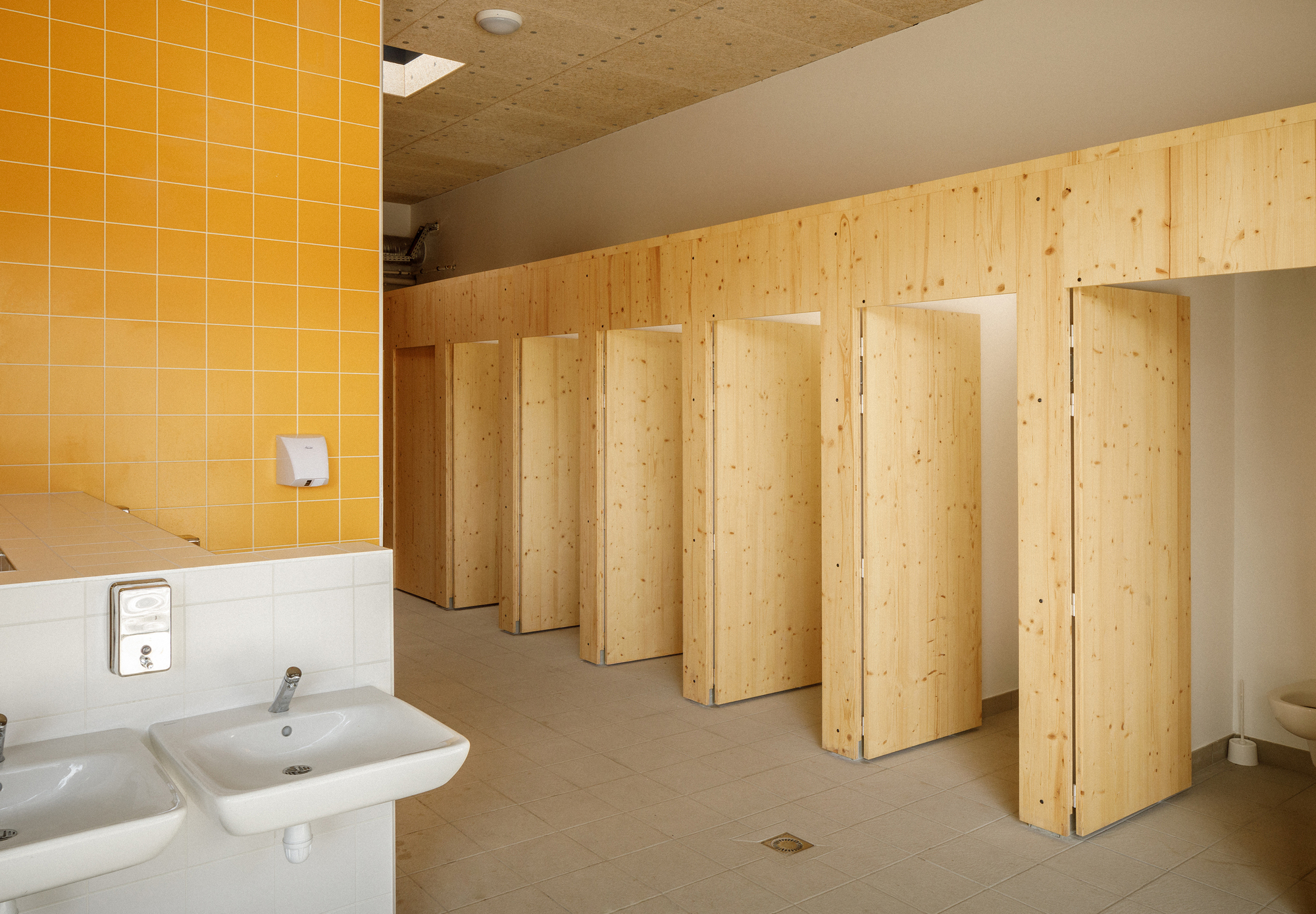 片梅多克初级中学丨法国丨BPM Architectes-22