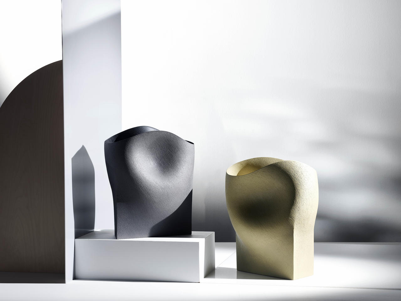 Crafts Council Collect 2018 - master potters and brand new craft  — Design.daily-11