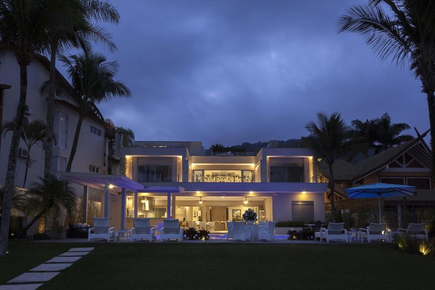 巴西 Tammaro Arquitetura 事务所的现代环保住宅设计-6