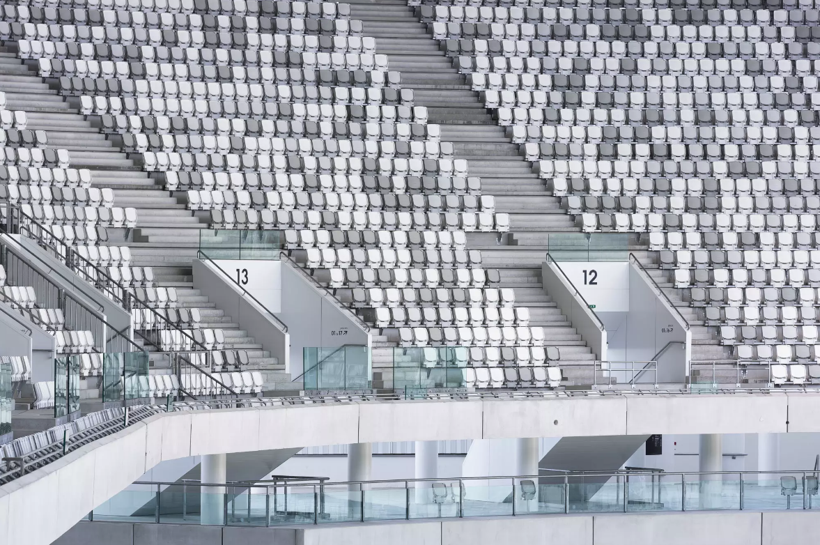 细柱顶起苍穹，优雅体育场馆和火爆赛事的火花-16