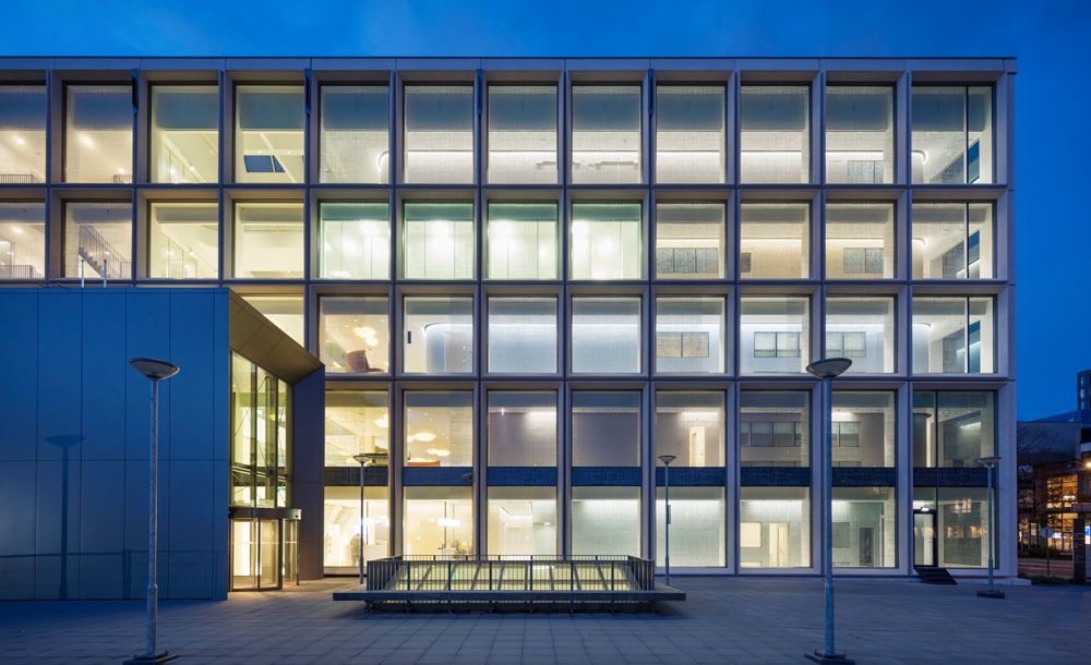 阿姆斯特丹 UMC 影像中心 | 跨界合作，舒适共享-10