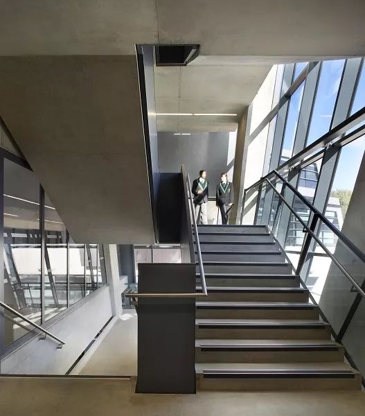 伦敦 ARK 伊芙琳·格雷斯学院——融入社区的共享教育空间-53