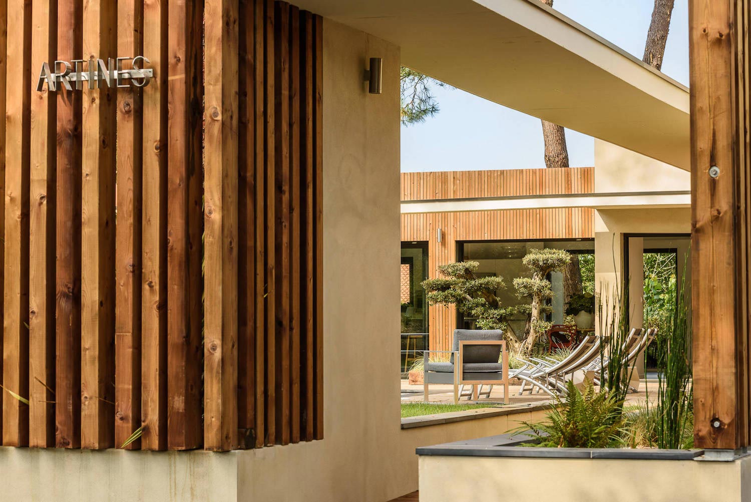 Modern wooden residence surrounded by greenery   CAANdesign  Architecture and home design blog-2