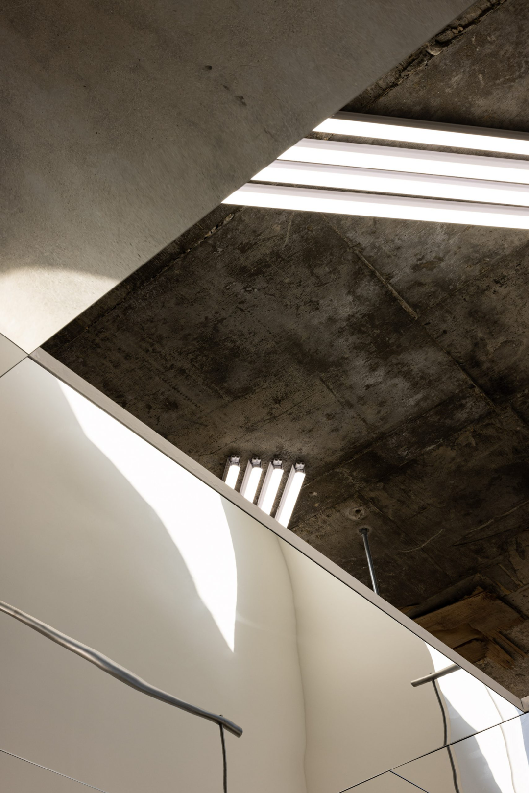 韩国  Creative Studio Unravel 10 个先锋设计 -308