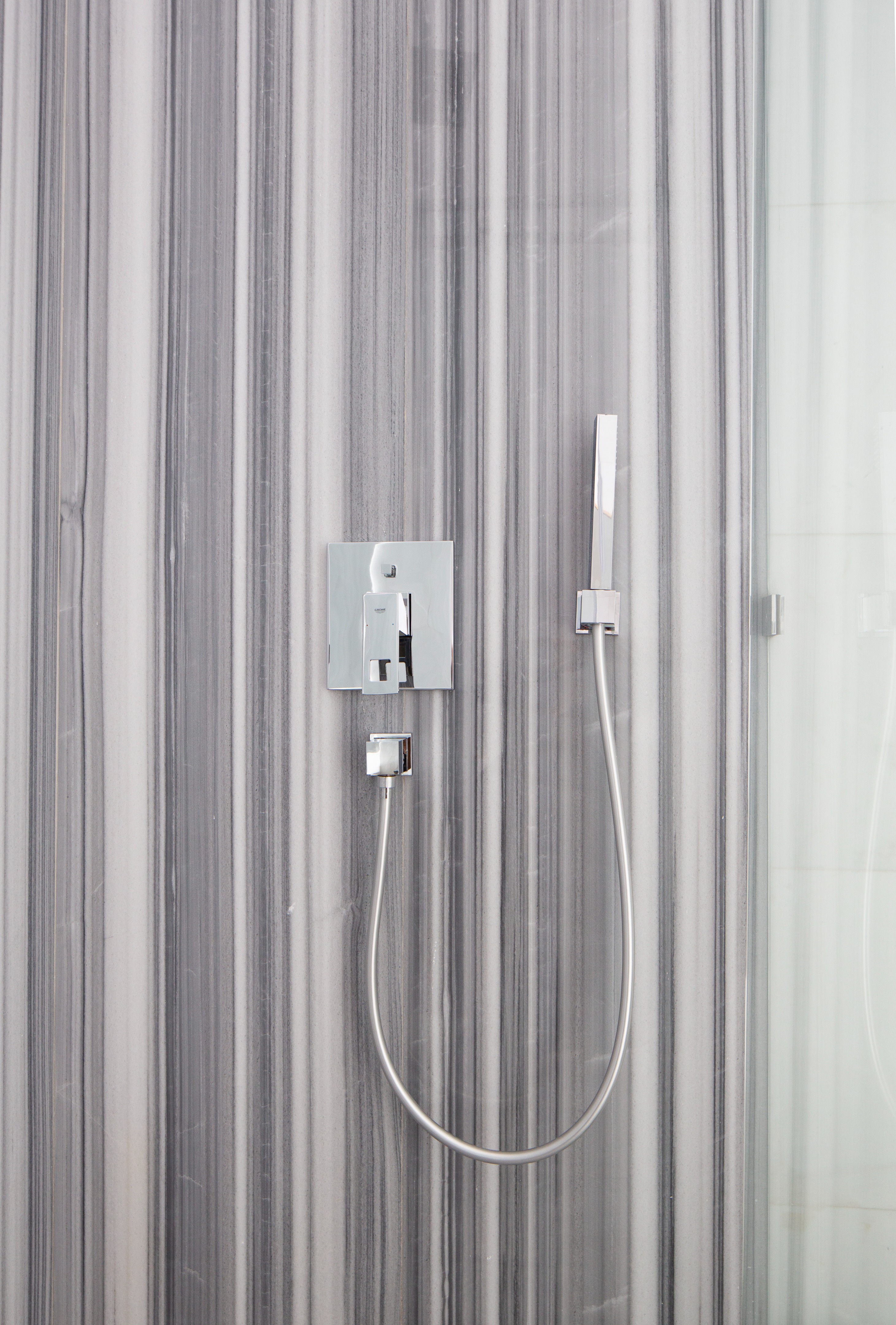 设计师夫妻的明亮禅意寓所-21