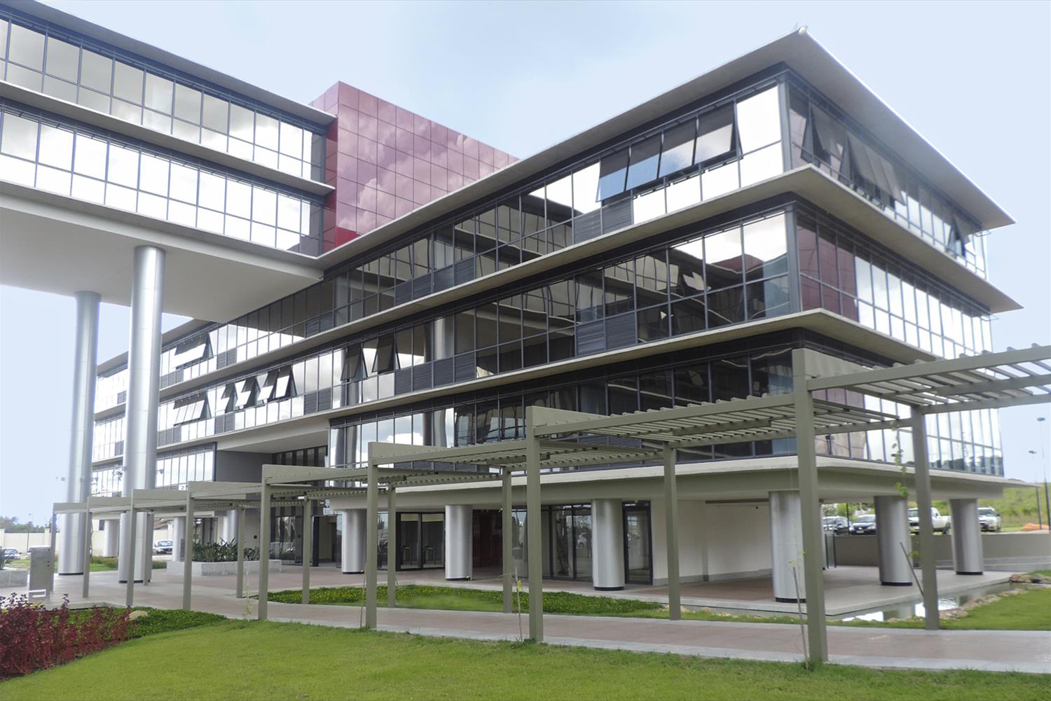 巴西乔治娜商业公园 | 绿色环保的混合使用建筑群-8