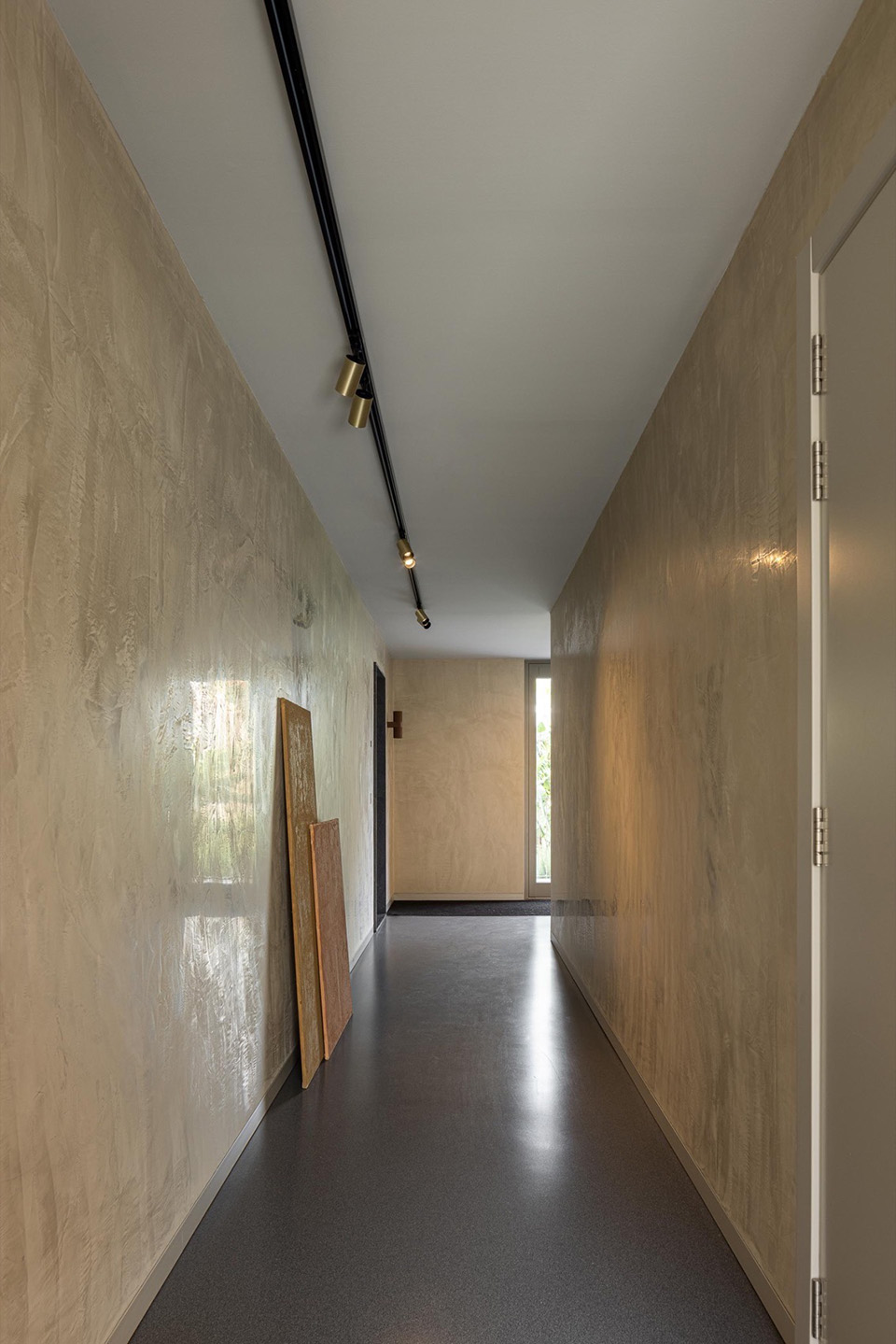 ERNESTO DO CANTO住宅区丨葡萄牙蓬塔德尔加达丨BOX arquitectos-82