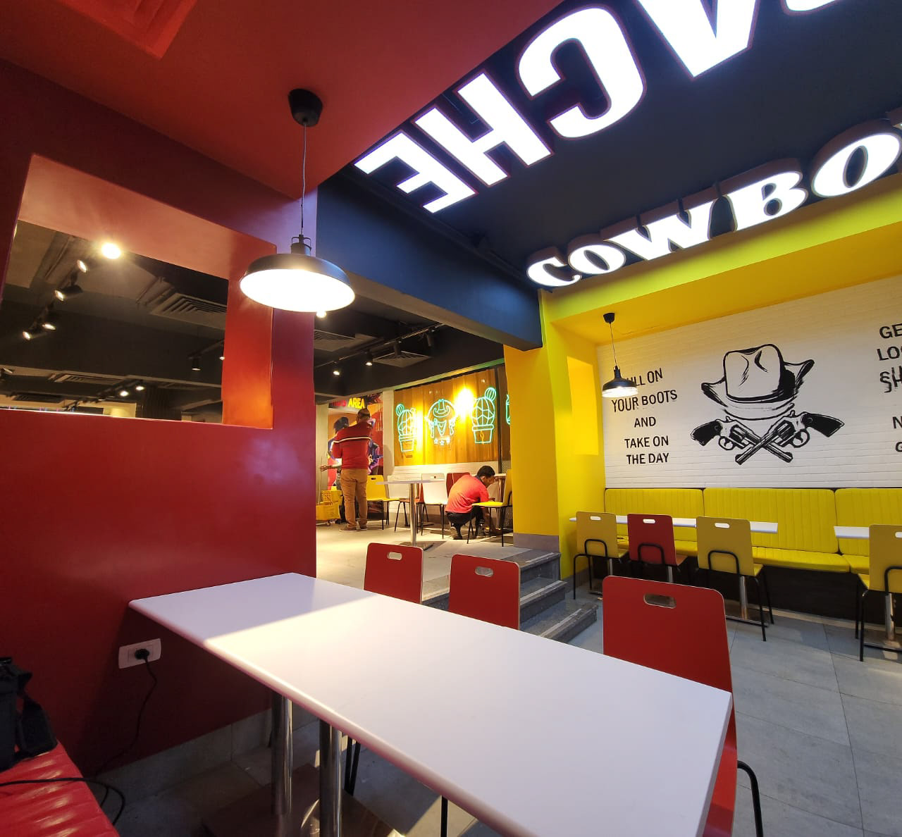 COWBOY & APACHE RESTAURAN 餐厅设计丨埃及丨E H A B I S H A K DESIGNS-15