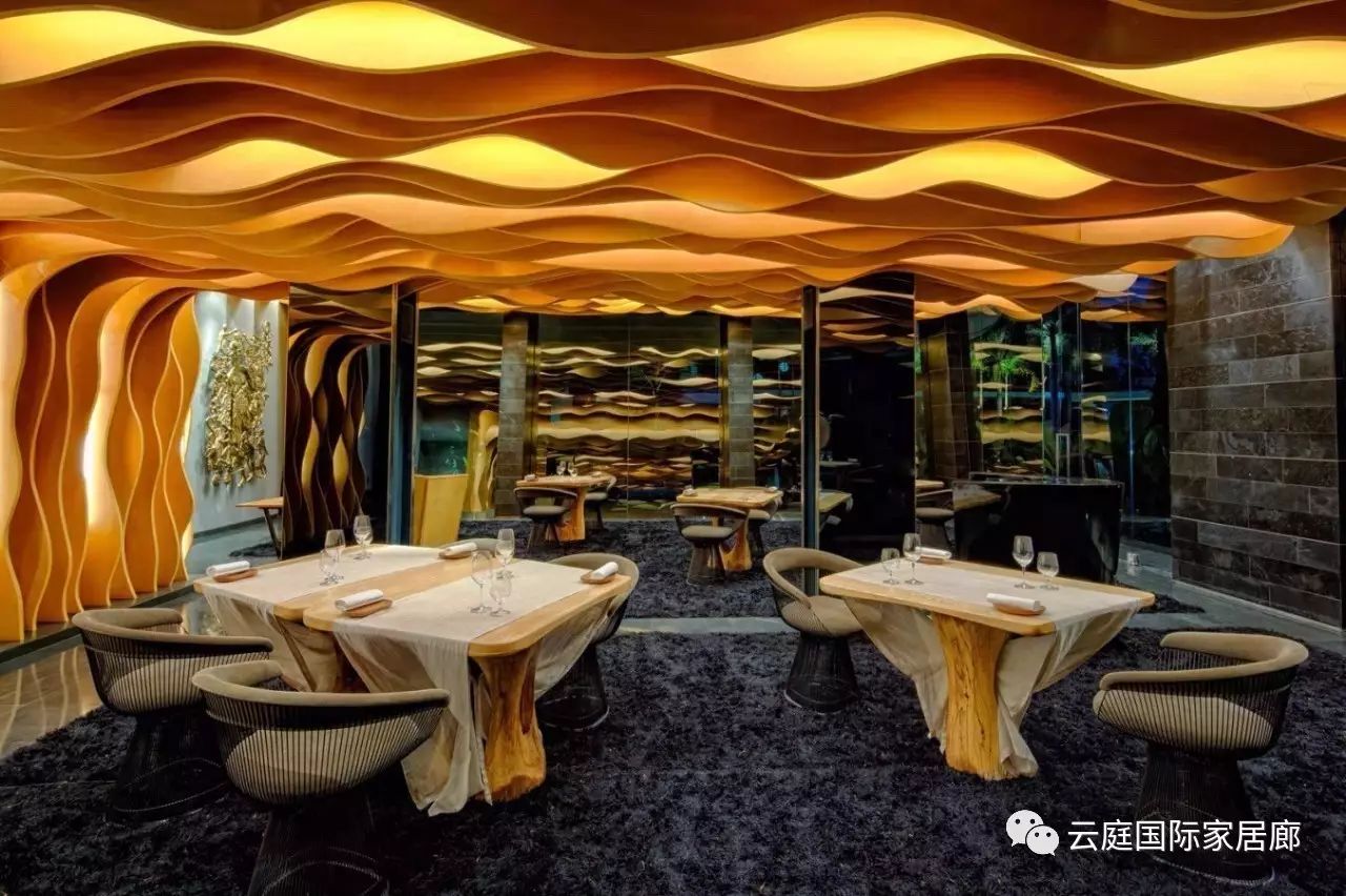 【美炸了！小包总撩妹胜地大曝光】-32