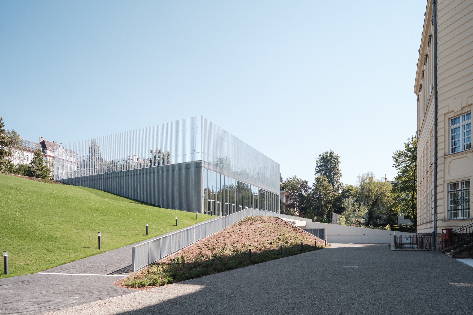 匈牙利圣盖勒特会议大厅设计丨匈牙利布达佩斯丨Építész Stúdió-17