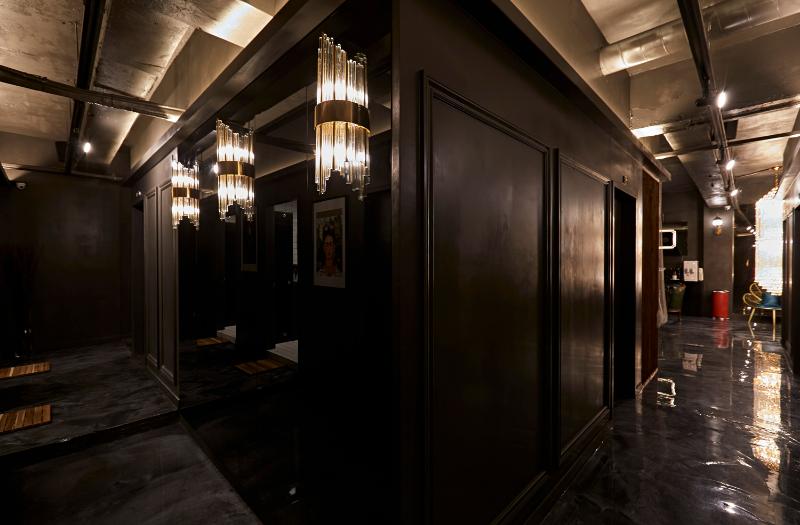 59 平现代高级黑调精品店设计-12